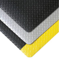 Superior Manufacturing Notraxﾮ 4' X 75' Black 9/16" Thick Vinyl Cushion Traxﾮ Dry Area Safety/Anti-Fatigue Floor Mat