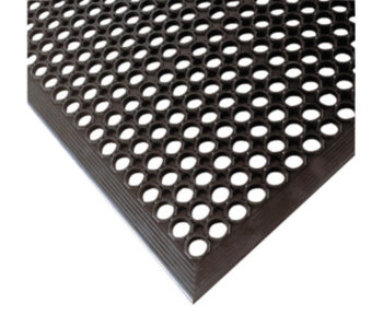 Superior Manufacturing Notraxﾮ 3' X 5' Black 1/2" Thick Rubber Sanitopﾮ Grease Resistant Wet/Dry Area Safety/Anti-Fatigue Floor Mat With Beveled Edges